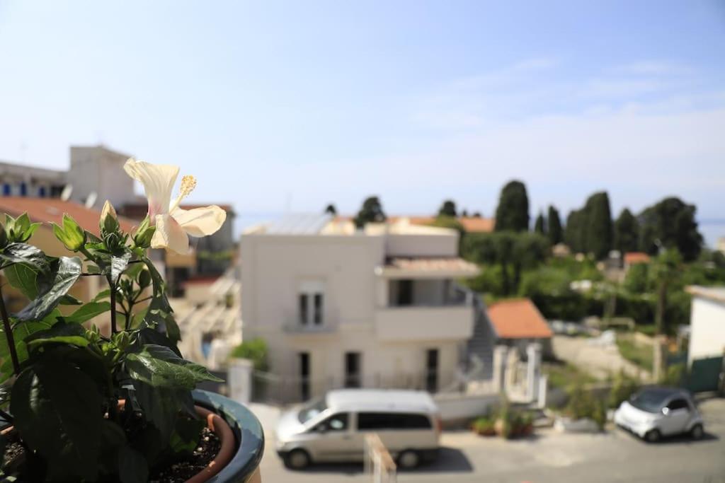 Apartament Due Minuti Dal Mare Con Balcone Vista Mare Tropea Zewnętrze zdjęcie